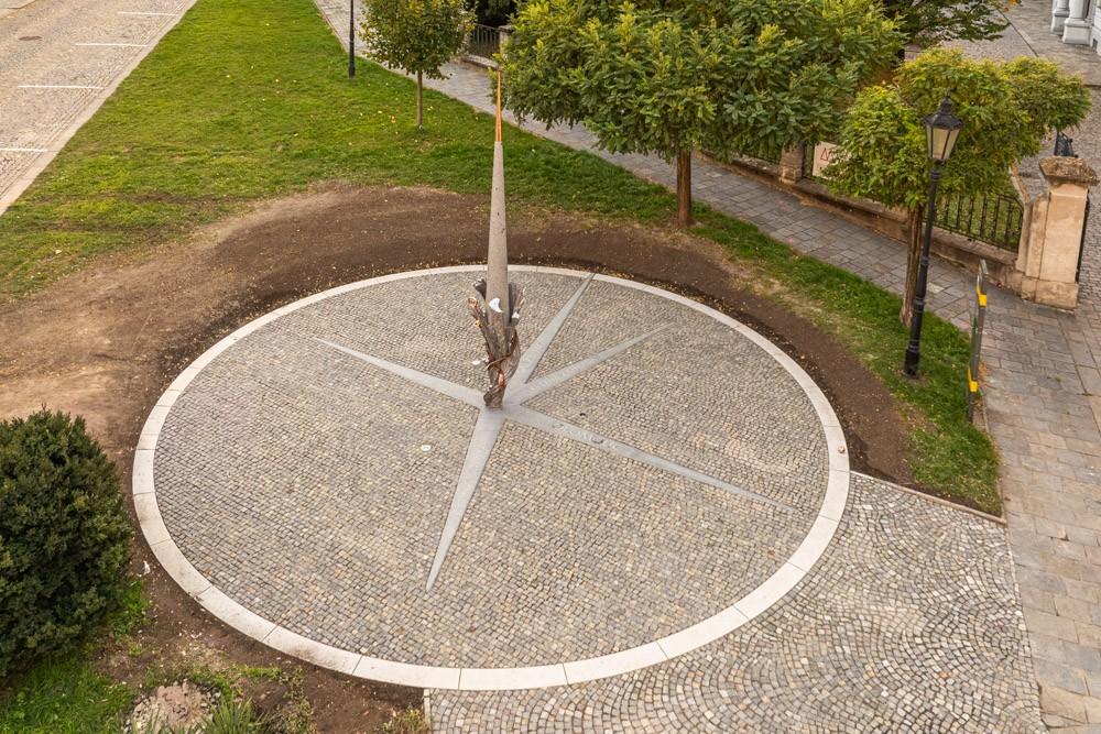 PAMÁTNÍK DÍLA BISKUPA KARLA Z LICHTENSTEINU-CASTELCORNA, KROMĚŘÍŽ, fotografie 3 z 6